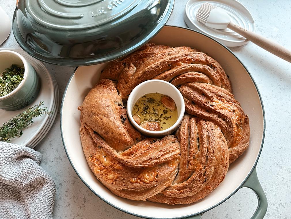 Glutenfrit fletbrød med timian og cheddar