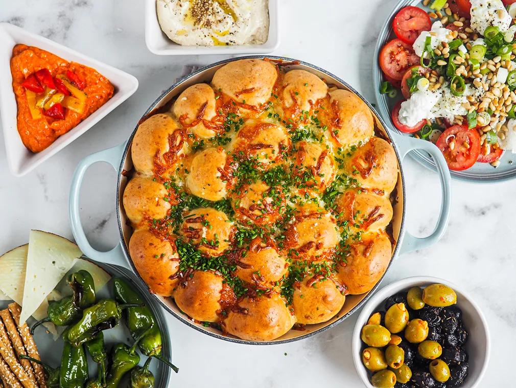 Brydeboller med mozzarella, hvidløg og purløg