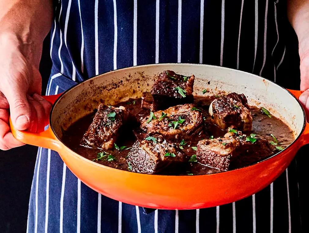 Braiserede short ribs
