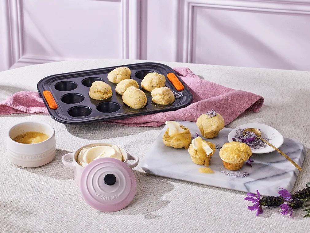 Miniscones med lavendel og citron