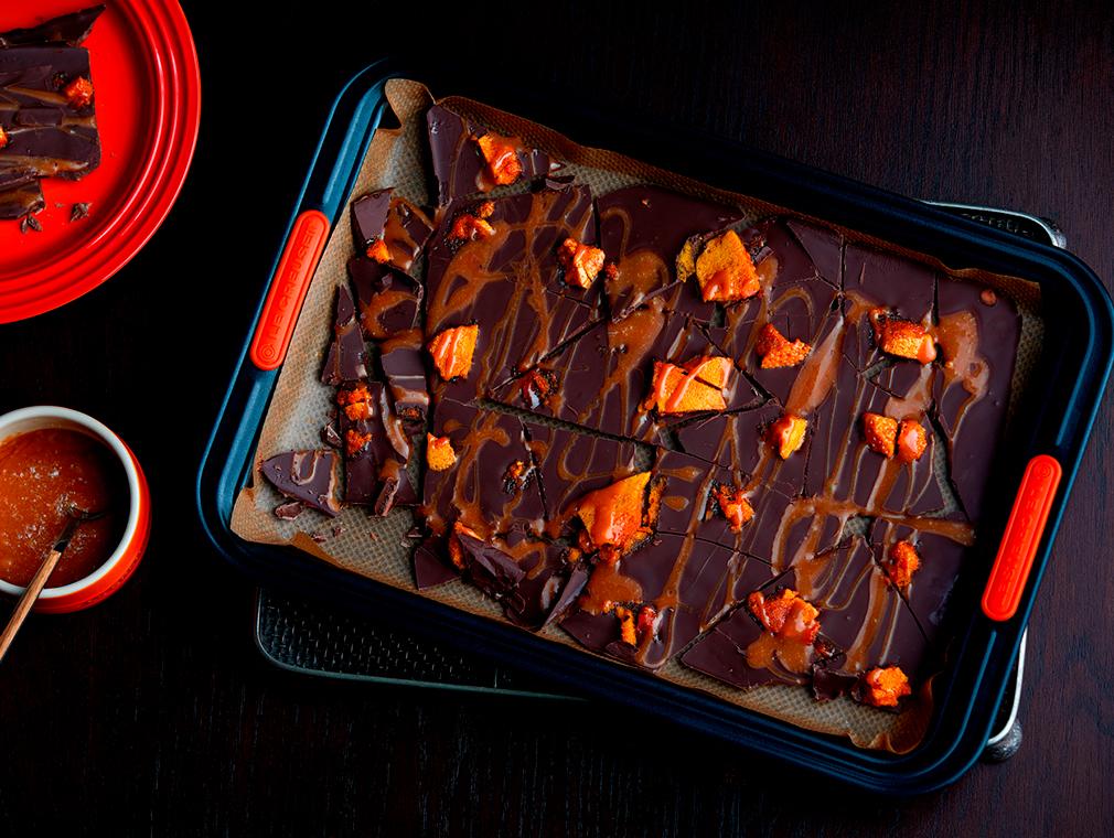 Chokoladebrud med honeycomb og saltkaramel